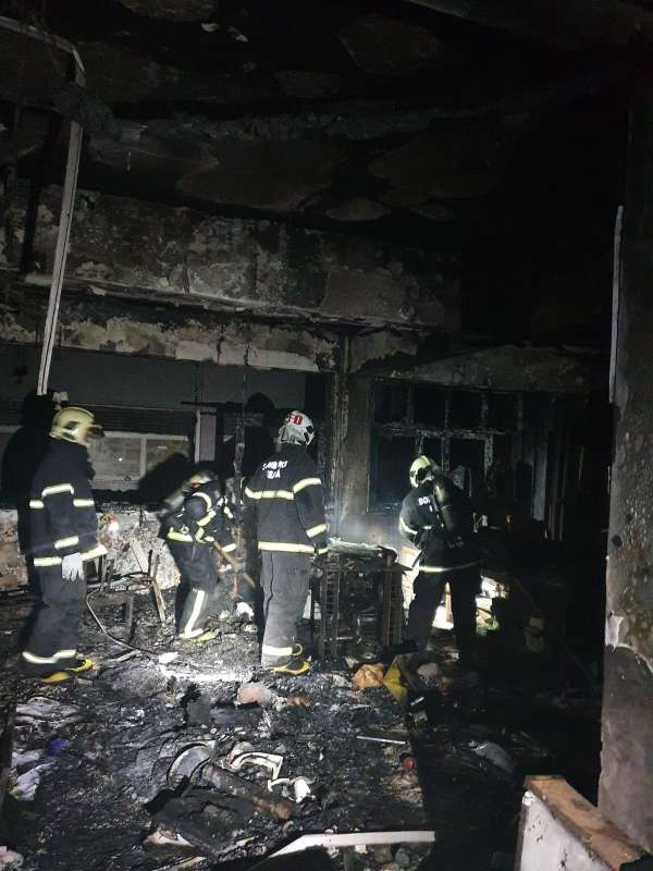 CBMCE debela incêndio em sala comercial no Centro de Fortaleza