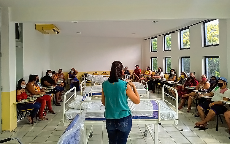 Casa de Cuidados do Ceará promove treinamento inédito para mais de 30 acompanhantes de pacientes