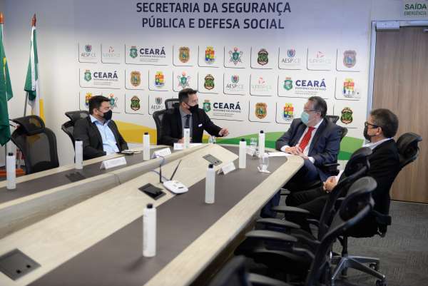 Comitiva do Tribunal de Contas do Ceará visita SSPDS para conhecer ferramentas de inteligência