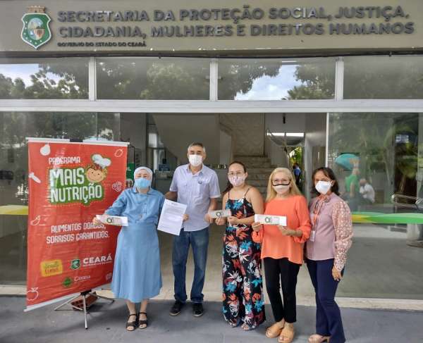 Organizações da Sociedade Civil recebem tíquetes Vale Gás entregues pelo Governo do Ceará