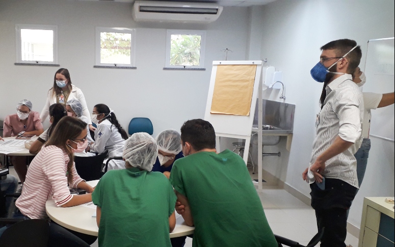 HRSC fortalece implementação do Plano Terapêutico Individual por meio de oficinas