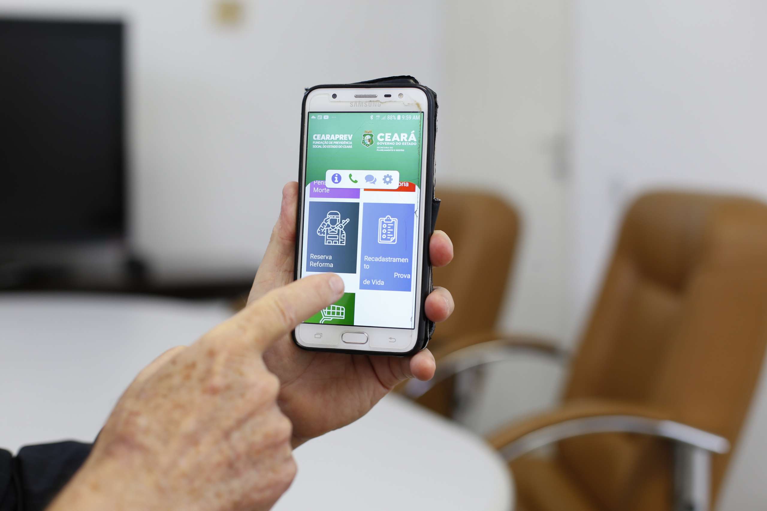 Mais de 40 mil servidores estaduais do Ceará realizam prova de vida de 2023 pelo app Cearaprev On-line