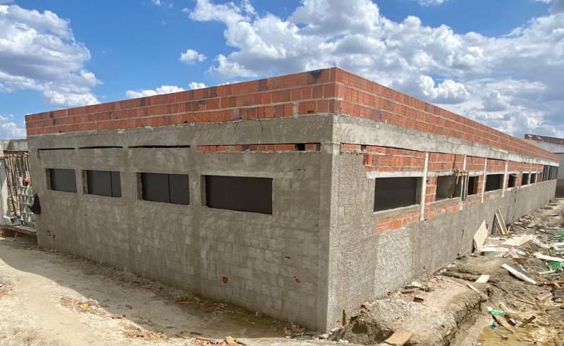 Implantação da Casa da Mulher Cearense em Quixadá chega a 40%