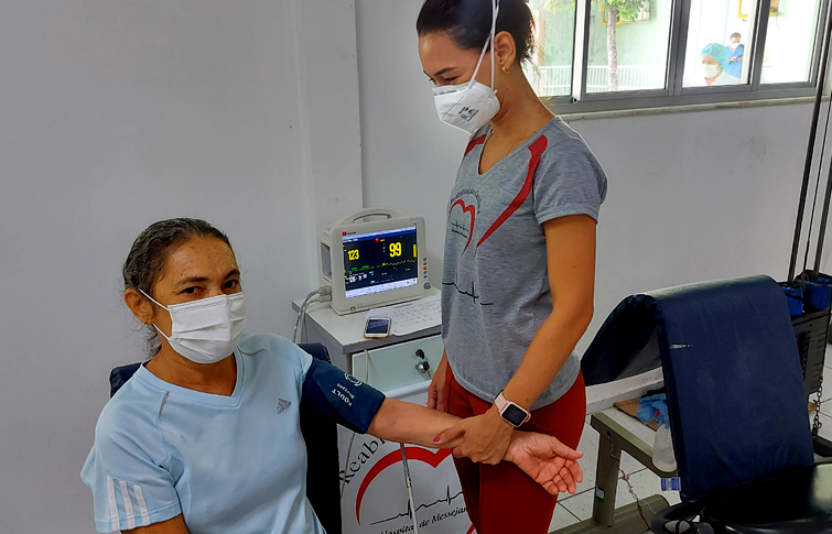 Um ano para recomeçar: paciente volta a fazer planos após receber novo coração