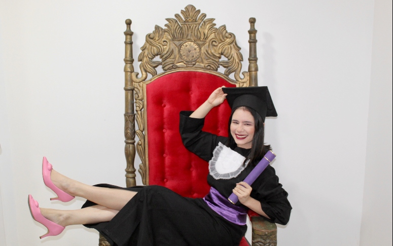 Helv promove formatura para colaboradores que não puderam participar da cerimônia nas instituições de ensino, impedida pela pandemia