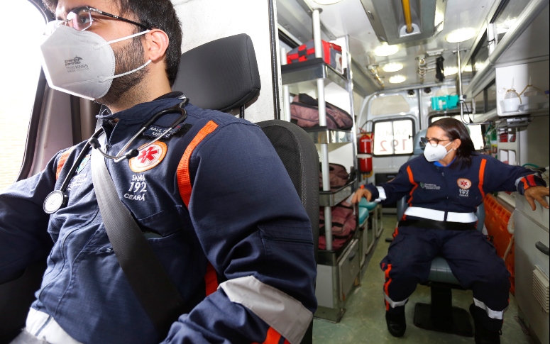 Samu 192 Ceará completa 14 anos de serviço atendendo a quase 3 milhões de chamados