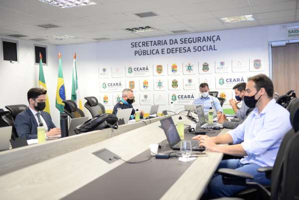 SSPDS promove reunião com chefes de AISs da RMF para alinhamento de ações estratégicas