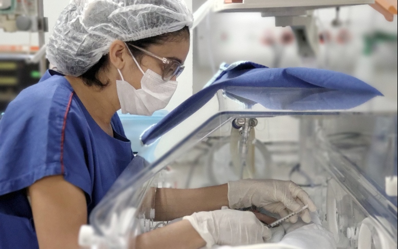 Palivizumabe: HRN imuniza cerca de 100 crianças da região Norte contra doenças respiratórias graves