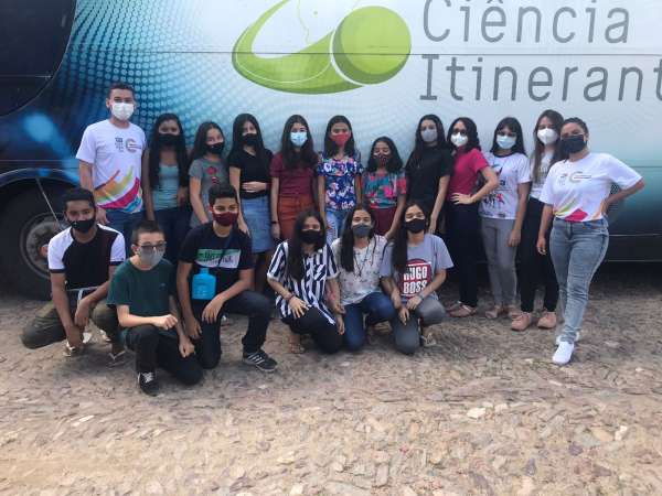 Ônibus-laboratório do projeto Ciência Itinerante inicia temporada de visitas a municípios