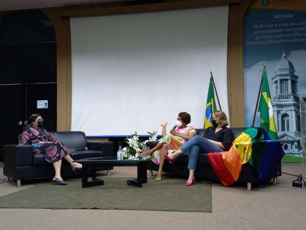 Dia da Mulher: Diversidade e políticas públicas são abordadas em palestra na Sefaz Ceará