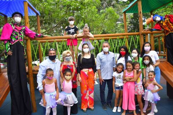 No Dia Mundial da Infância, Governo do Ceará inaugura brinquedropraça do Parque Estadual do Cocó