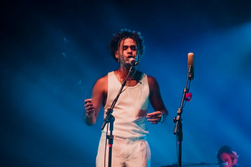 Dragão do Mar celebra aniversário com show gratuito de Mateus Fazeno Rock nesta quinta-feira (28)