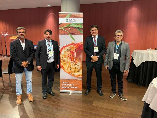 Investidores estrangeiros do setor de pescados conhecem potencialidades para investir no Ceará