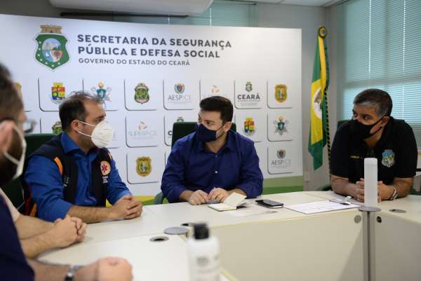 SSPDS e Sesa discutem fluxograma para acionamento de serviço aeromédico da Ciopaer