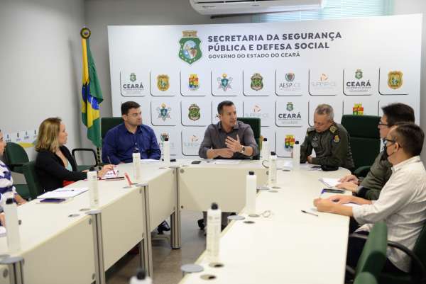SSPDS e Sefaz se reúnem para alinhar atuação das duas pastas nas divisas do Ceará