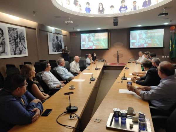 Sefaz participa de visita ao Iprede e articula acordo para ajudar no combate à fome