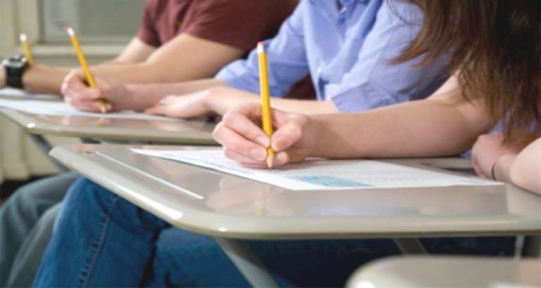 Concursos para docentes movimentam universidades estaduais