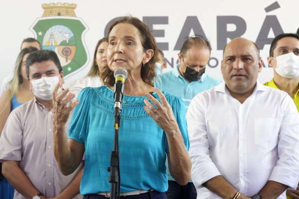 Governadora Izolda Cela autoriza início de obras para beneficiar população de Paracuru e localidades vizinhas