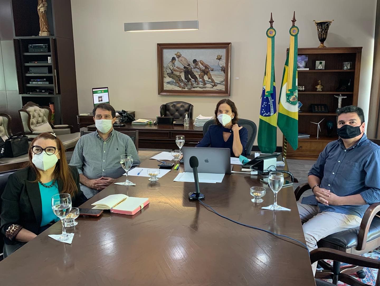 Decreto de enfrentamento à covid-19 é mantido no Ceará; avanço na vacinação é fundamental