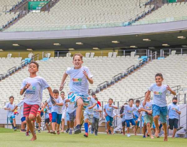 Sonhos são realizados em visitas das crianças a Arena Castelão