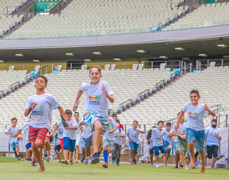 Sonhos são realizados em visitas das crianças a Arena Castelão