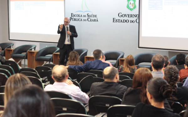 Quase 70% dos pacientes que usaram o Capacete Elmo não precisaram de intubação; dados foram apresentados em evento