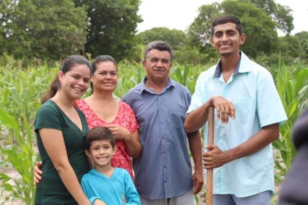 Novo Cadastro Nacional da Agricultura Familiar (CAF) passa a valer a partir desta terça-feira (1º)