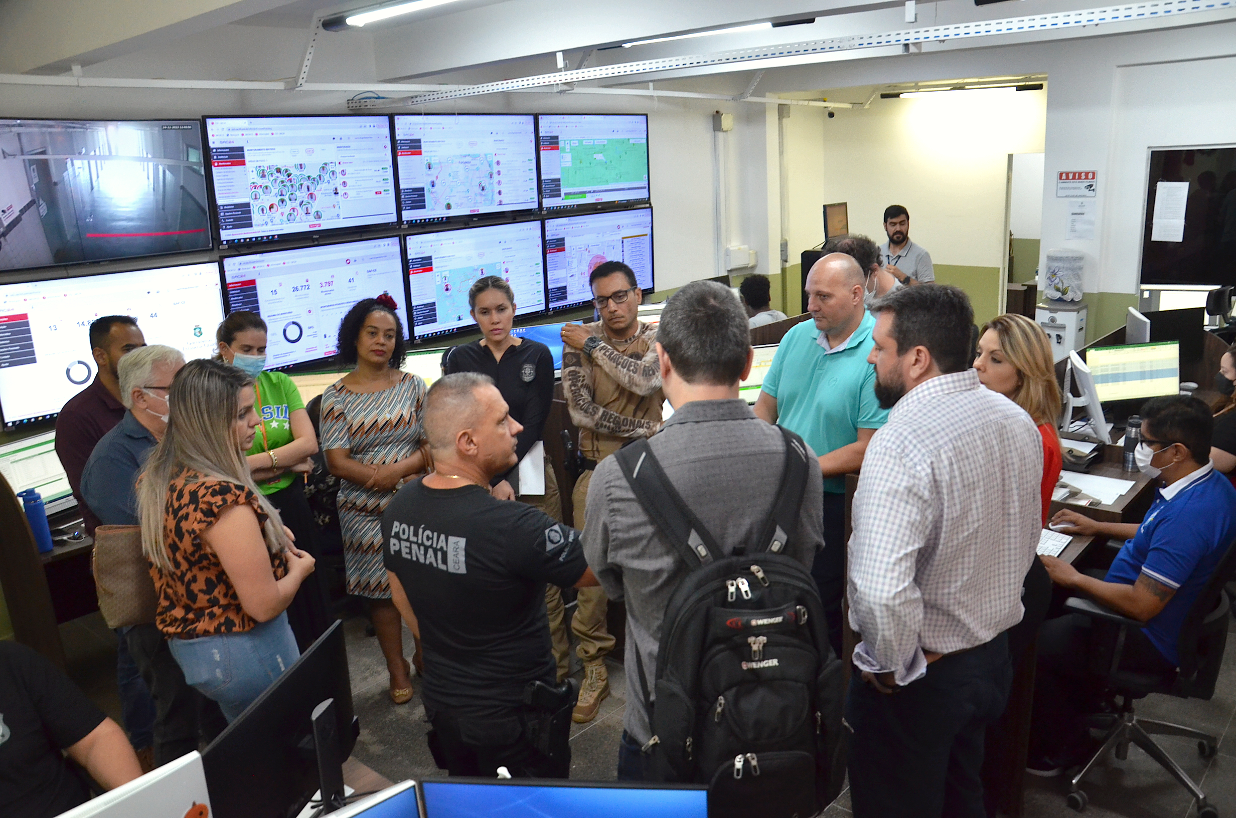 Autoridades do sistema de justiça do Paraná realizam visita técnica para conhecer o modelo de gestão prisional do Ceará