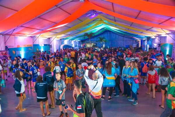 Delegação do Ceará participa da Noite dos Estados nos JEB’s