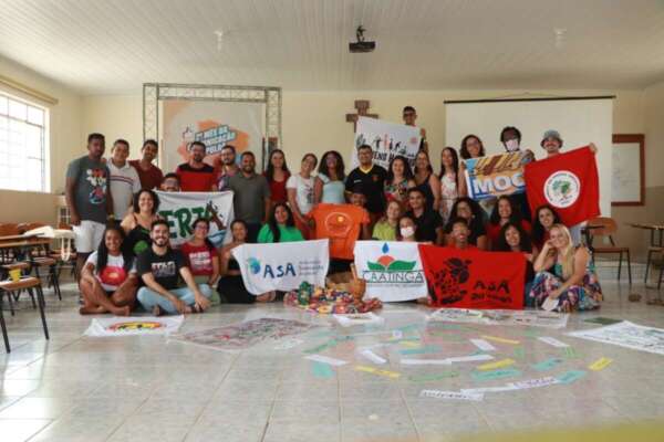 Jovens beneficiários de programas da SDA participam de encontro de comunicadores na Bahia