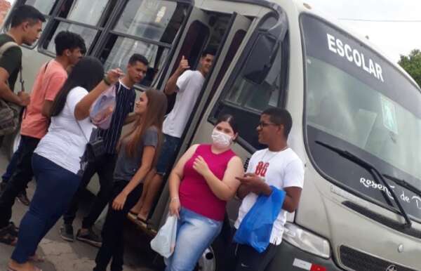 Enem 2022: Seduc garante transporte aos 99,5 mil alunos inscritos no segundo dia de provas