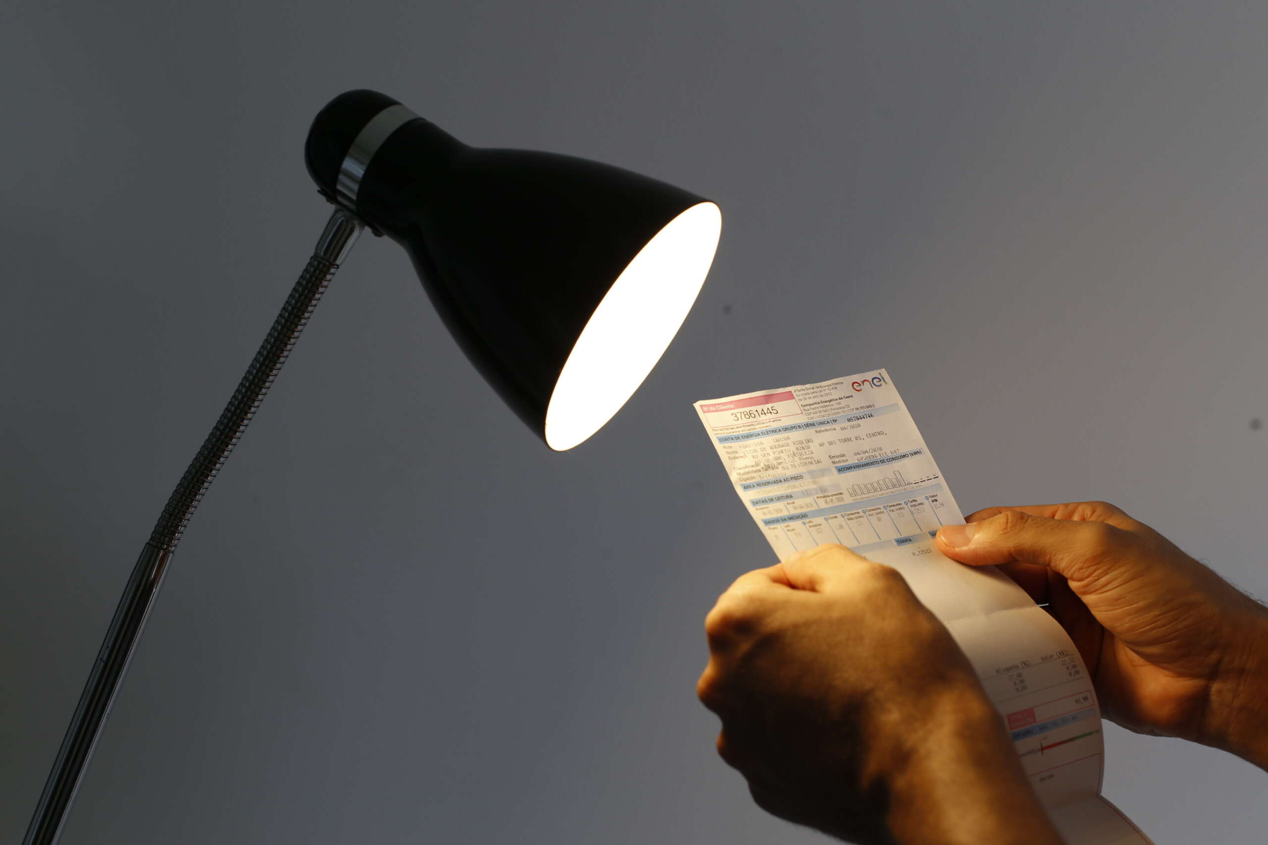 Arce fiscaliza planos de resultados da Enel Ceará