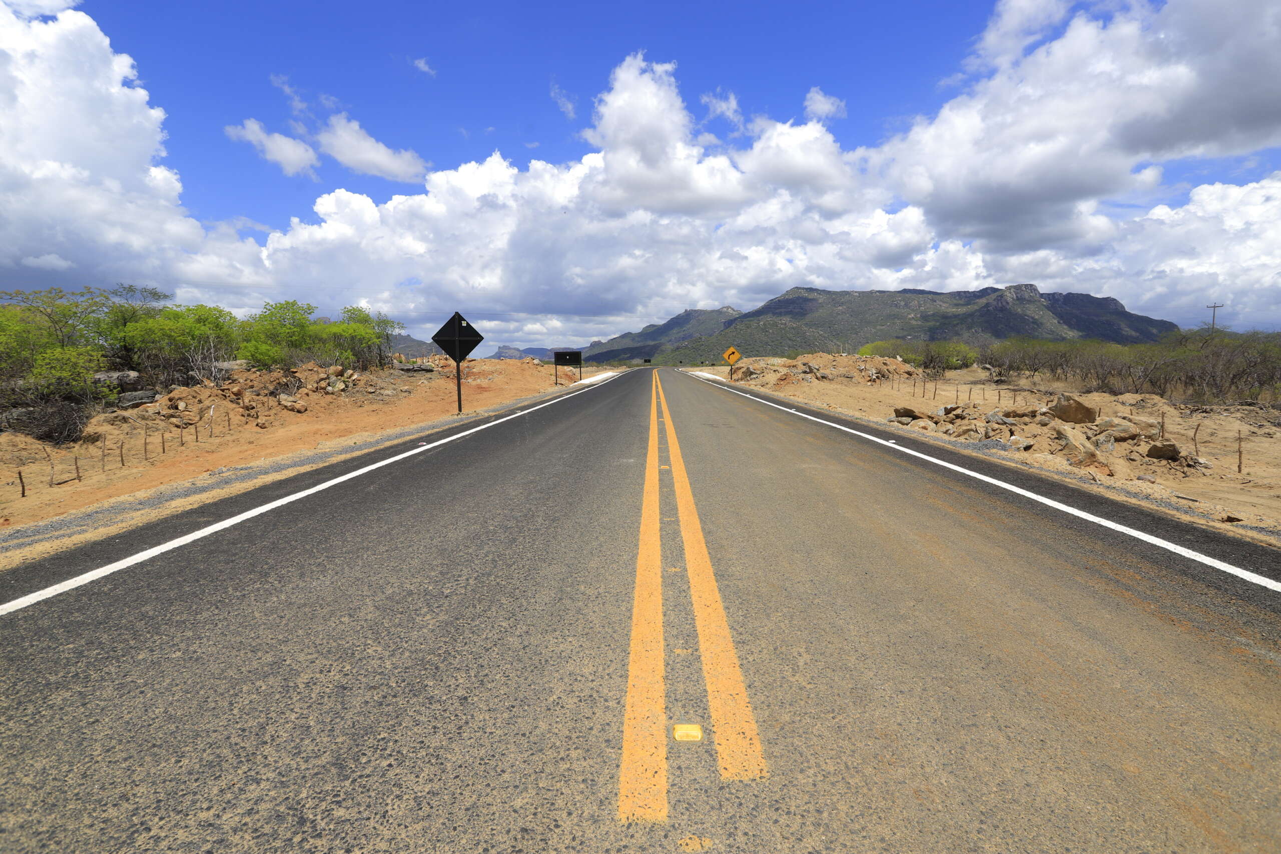 Por meio de consultas públicas, SOP discute com comunidades de Quixeré, Abaiara e Brejo Santo projetos para rodovias cearenses