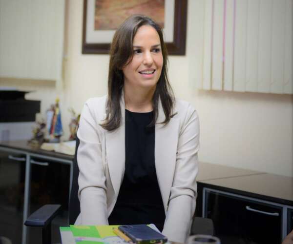 “É um programa que vem trazer dignidade às famílias”, diz primeira-dama Lia de Freitas sobre Ceará Sem Fome