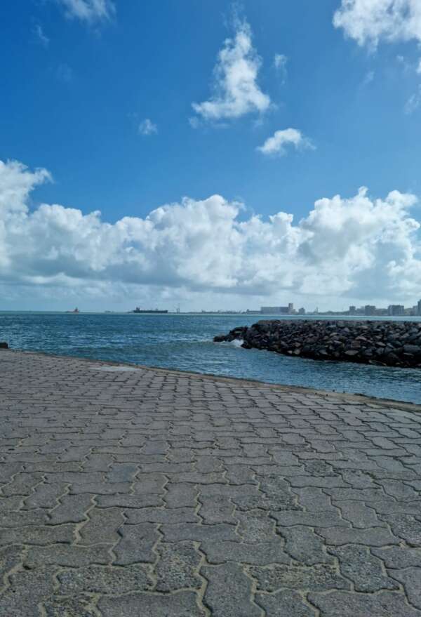 Semace aponta 11 pontos próprios para banho em Fortaleza