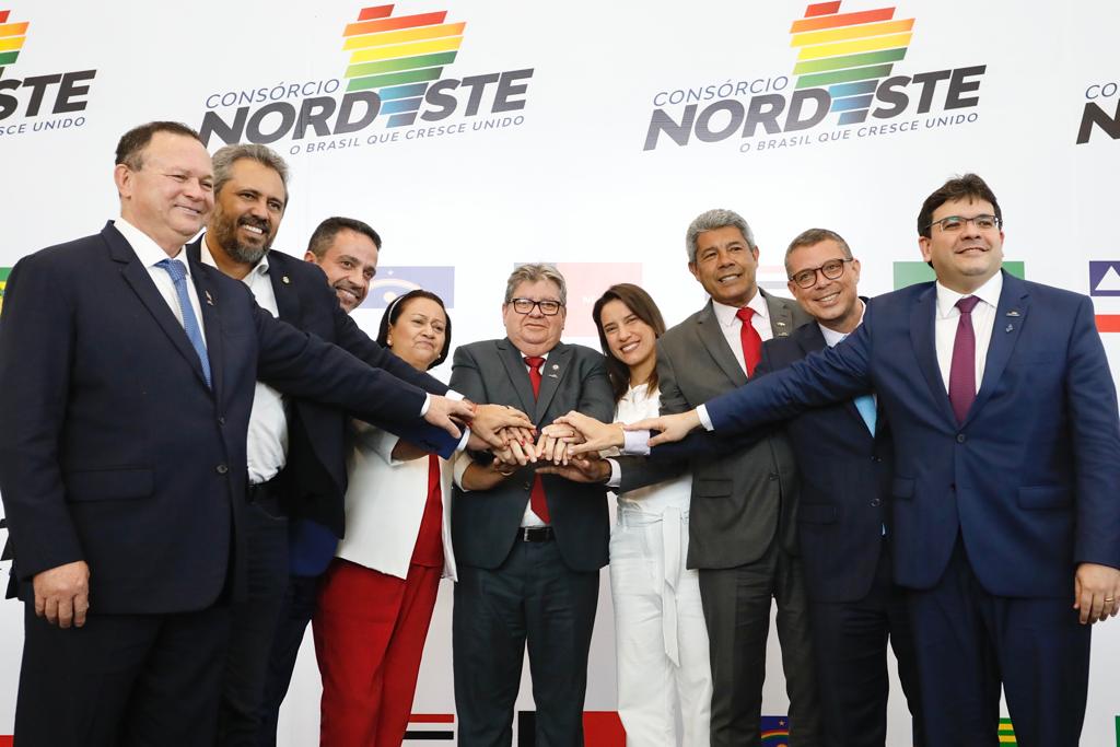 Consórcio Nordeste: governador Elmano de Freitas defende pacto contra a fome e integração entre forças de segurança