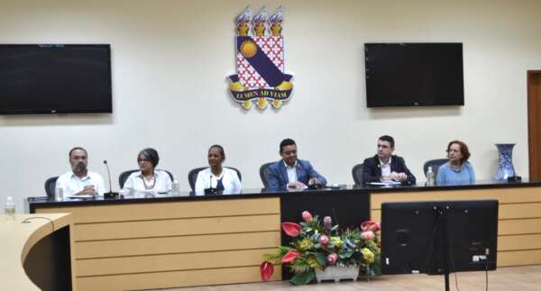 Uece lança Plano de Desenvolvimento Institucional e Projeto Pedagógico Institucional