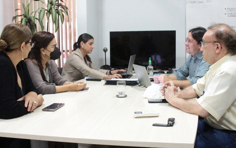 ESP/CE participa de pesquisa nacional sobre residências brasileiras em Saúde