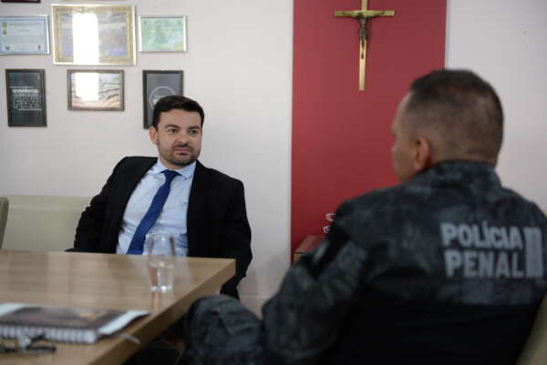 Parceria entre SSPDS e SAP busca reforçar segurança de vítimas de violência doméstica