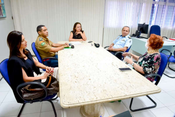 Direção da Aesp visita Conselho Estadual de Educação