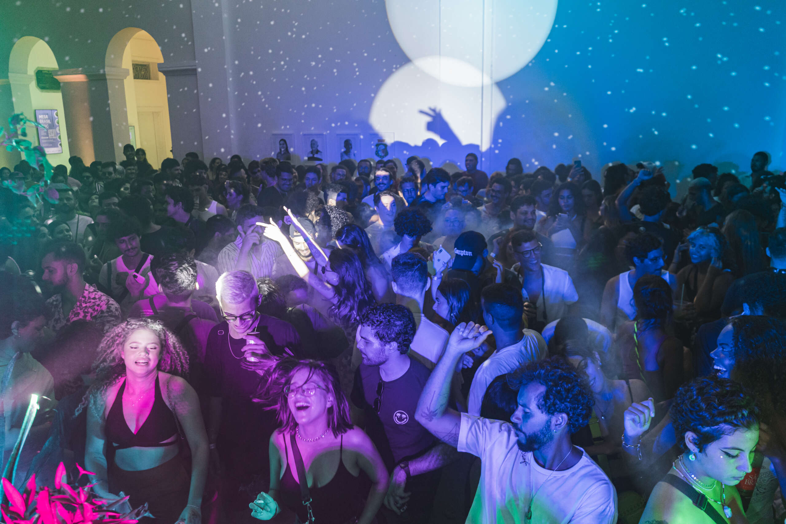 Festa carnavalesca, exposições e roda de chorinho compõem programação da Estação das Artes este fim de semana