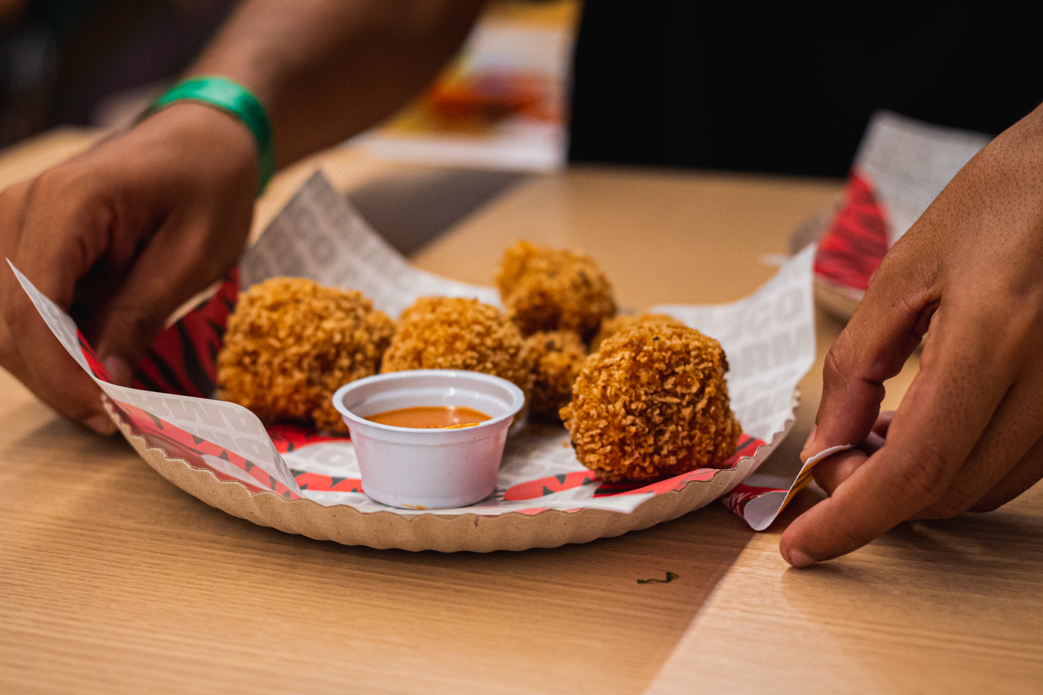 Mercado AlimentaCE promove Festival da Cerveja Cearense neste domingo (1º) com Batuque do Dipas