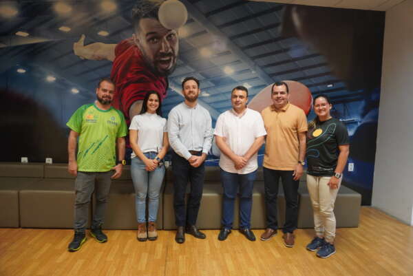 Representante do Consulado Francês visita o Centro de Formação Olímpica