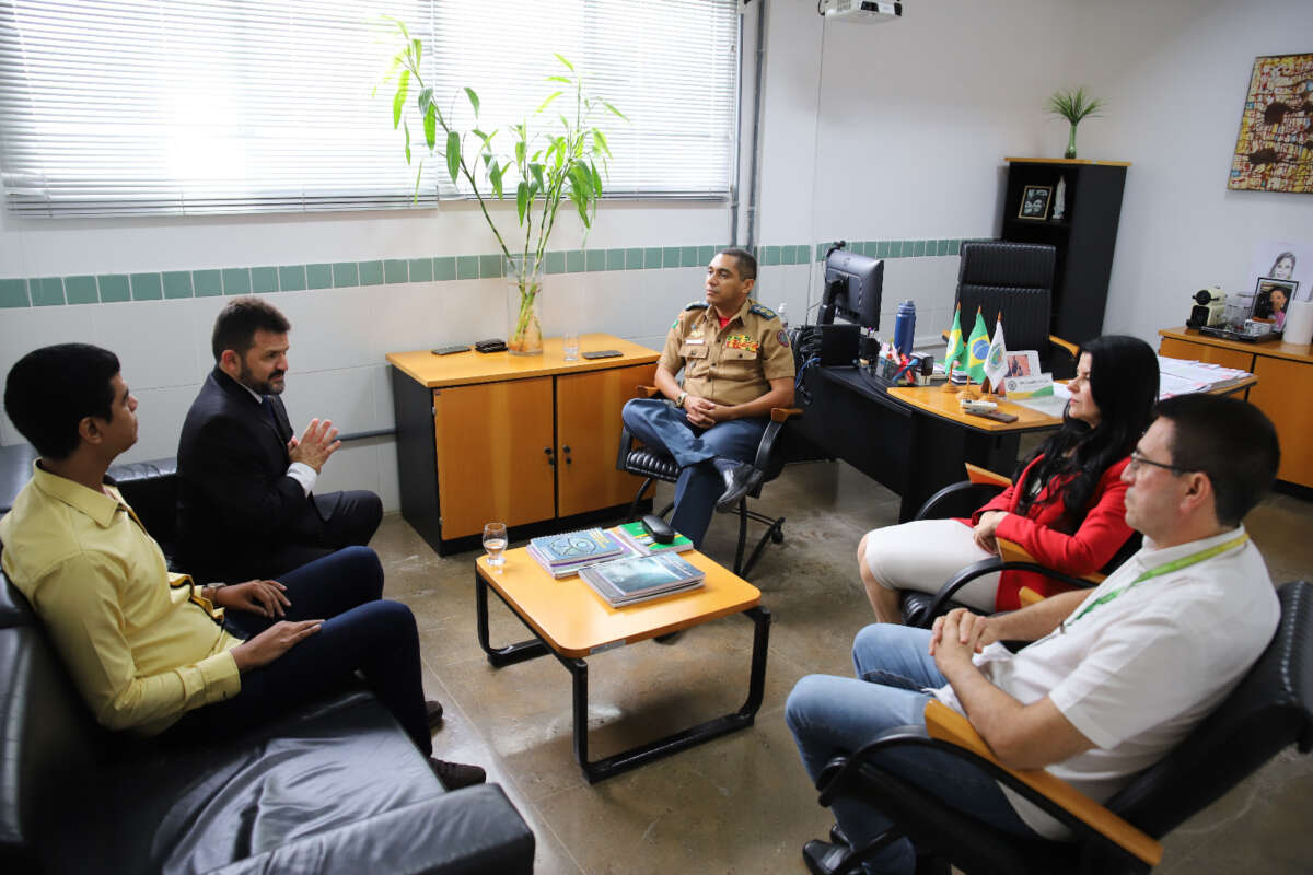 Estratégia de informação: Supesp realiza visita técnica à sede da Aesp