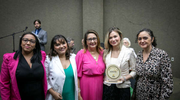 PGE-CE recebe Selo “Empresa Parceira” do TJ-CE