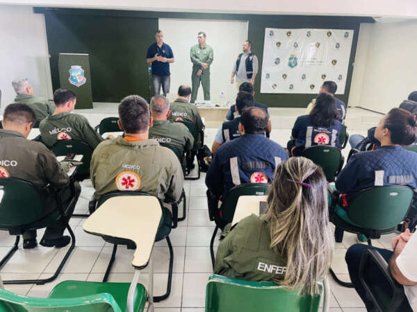 Encontro de integração entre profissionais do Ciopaer e Samu aprimora atendimento aeromédico no Ceará