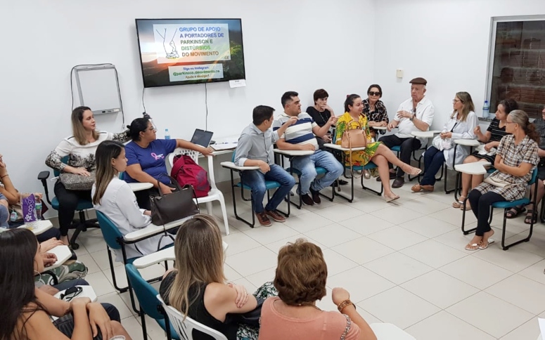 No HGF, grupo de apoio dá suporte a pacientes com doença de Parkinson e distúrbios do movimento