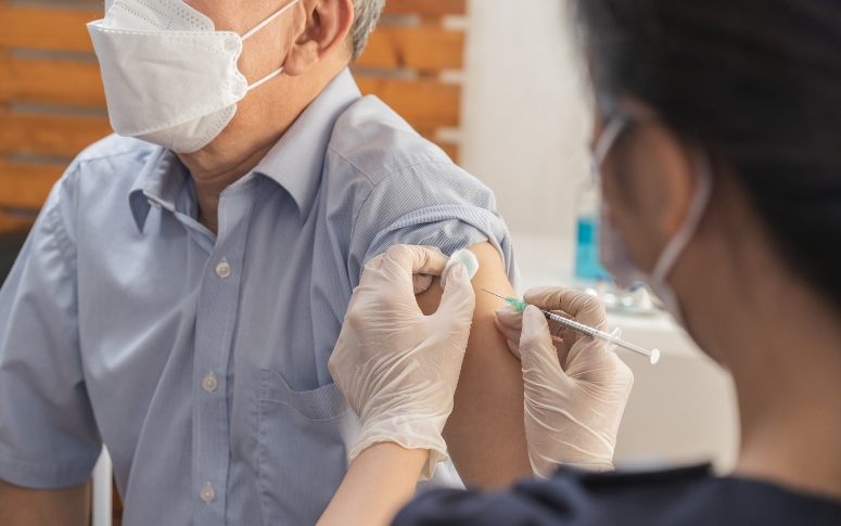 Períodos chuvosos: geriatra da CCC reforça a importância dos cuidados com a pessoa idosa