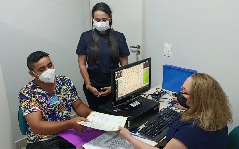 Com cartório instalado dentro do HRSC, bebês nascidos no hospital já saem registrados