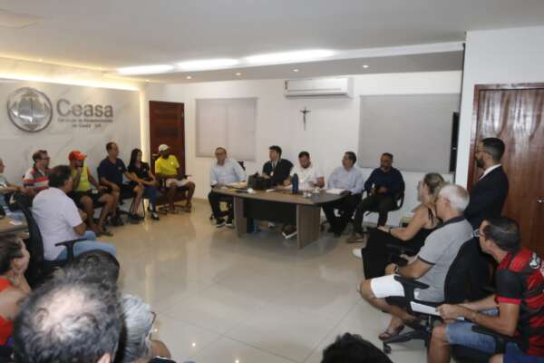 Diretoria da Ceasa-CE reúne-se com permissionários do GP5